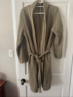 Parachute Olive Green Waffle Robe